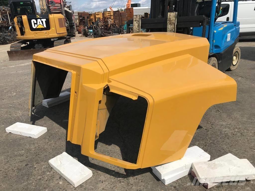 CAT 735 B Hood Шасі