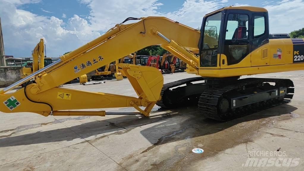 Komatsu pc220-7 Гусеничні екскаватори