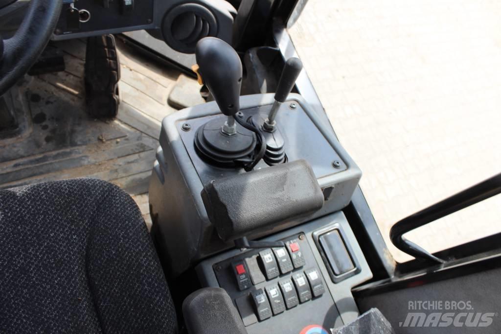 CAT 930 H Фронтальні навантажувачі