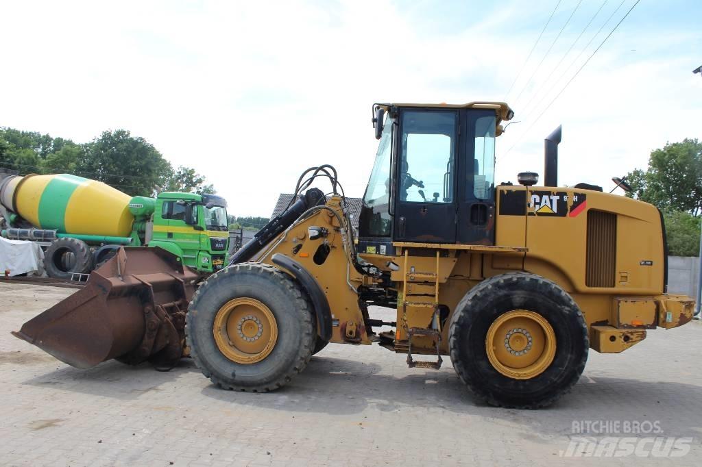 CAT 930 H Фронтальні навантажувачі