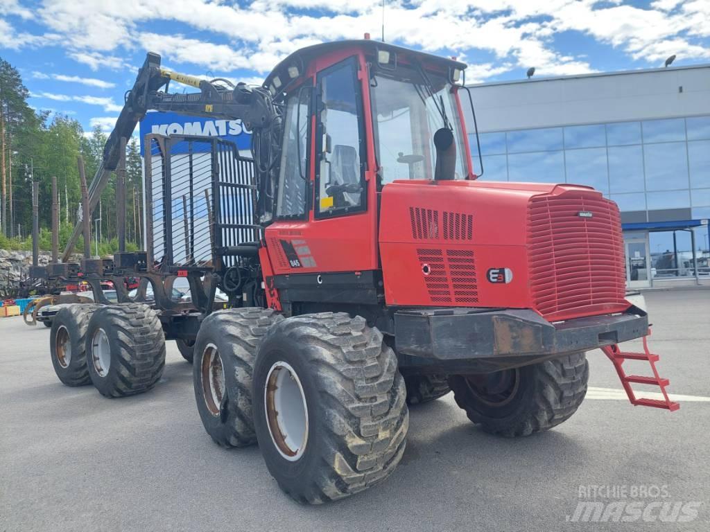 Komatsu 845 Форвардери