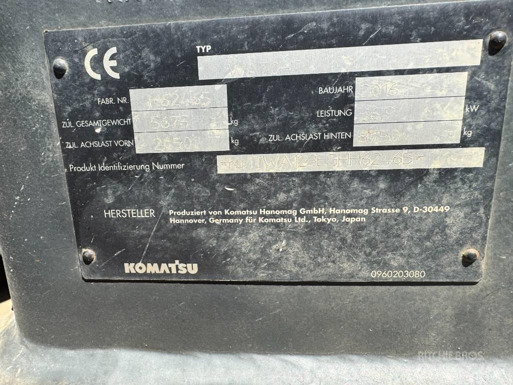 Komatsu WA70-7 Фронтальні навантажувачі