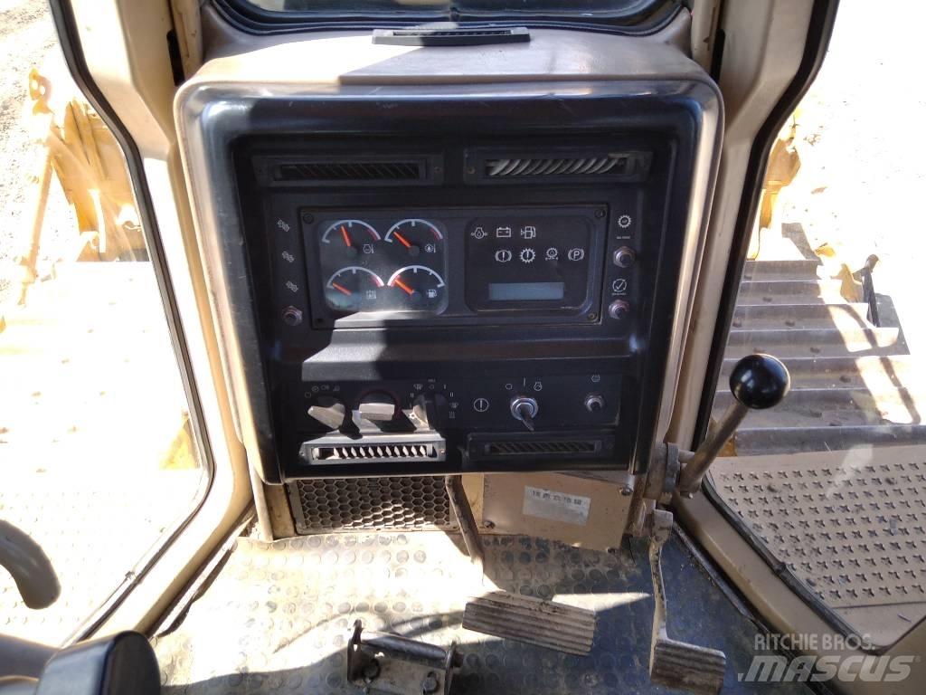 CAT D 6 R LGP Бульдозери