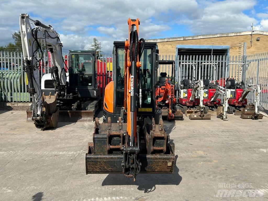 Doosan DX 27 Z Міні-екскаватори < 7т