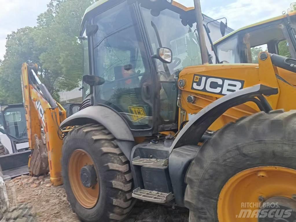 JCB 4CX Екскаватори-навантажувачі