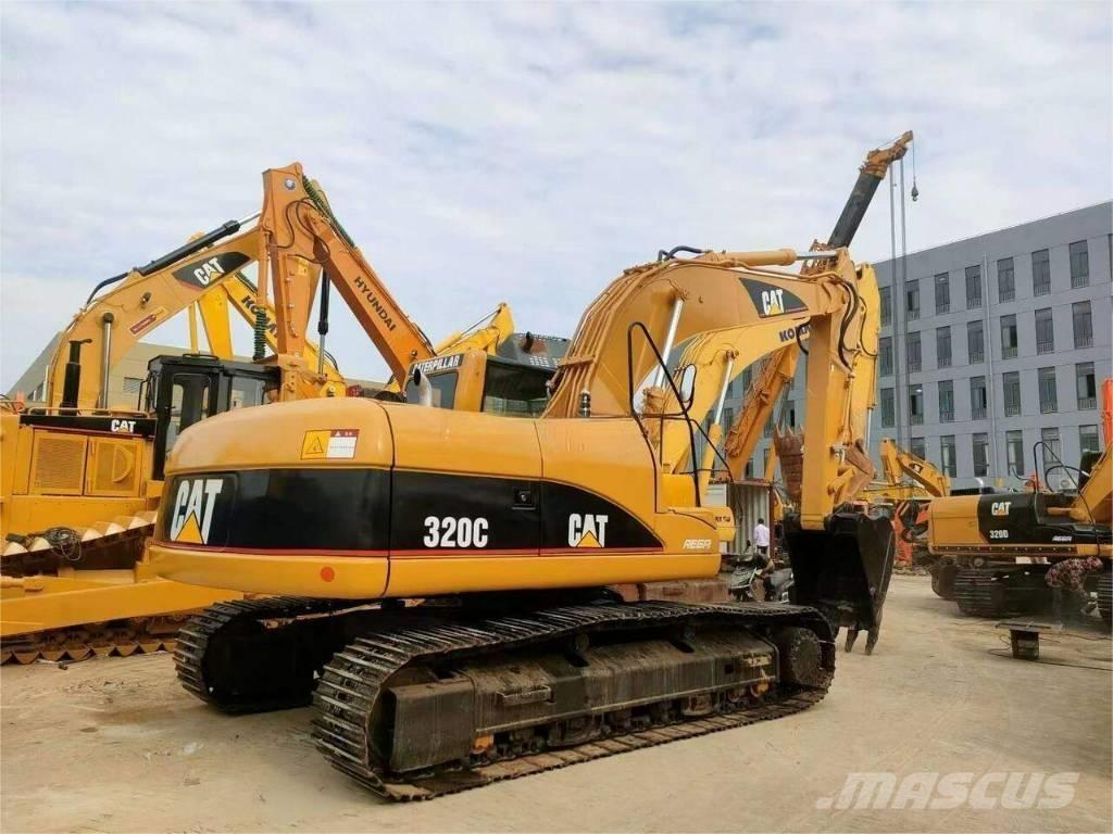 CAT 320C Гусеничні екскаватори