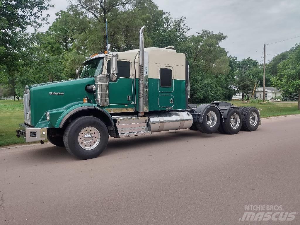 Kenworth T800 Тягачі