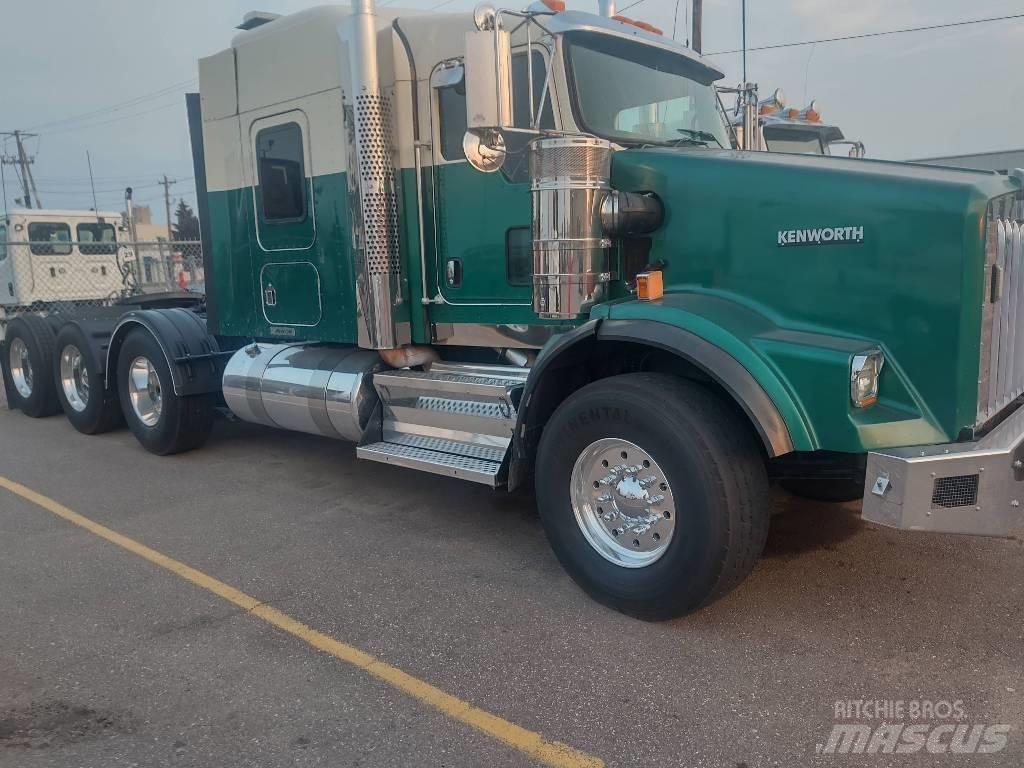 Kenworth T800 Тягачі