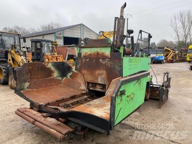 Demag DF 60 C Асфальтовкладачі