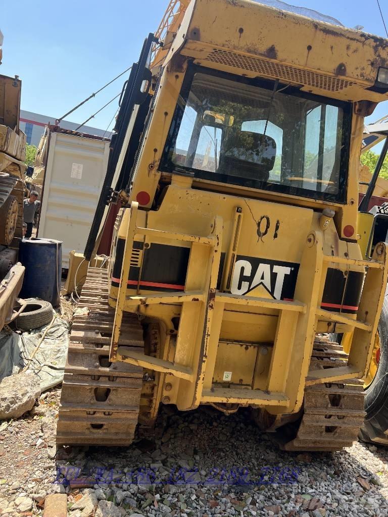 CAT D5G Гусеничні бульдозери