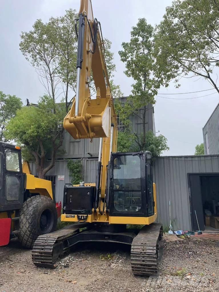 CAT 310 Гусеничні екскаватори
