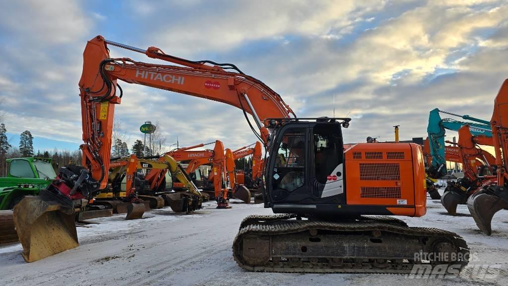Hitachi ZX225USRLC-6 Гусеничні екскаватори