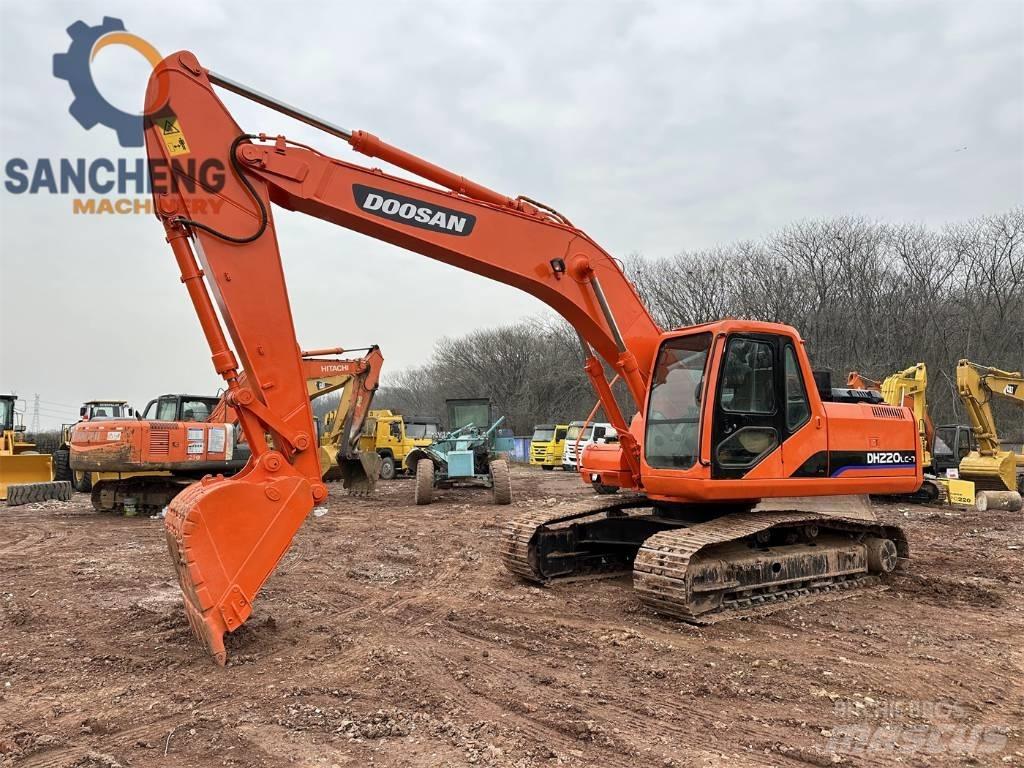 Doosan DH 220 Гусеничні екскаватори