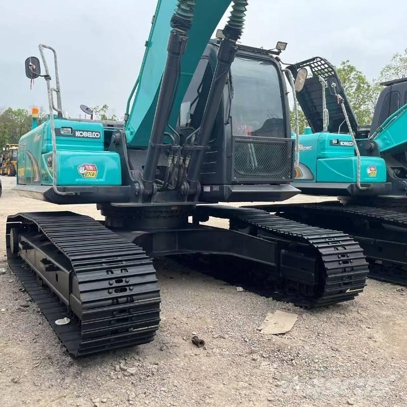 Kobelco SK 200 Гусеничні екскаватори