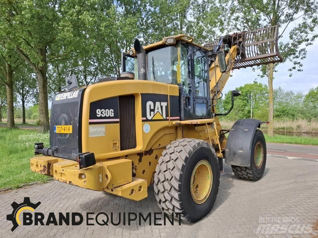 CAT 930G Фронтальні навантажувачі