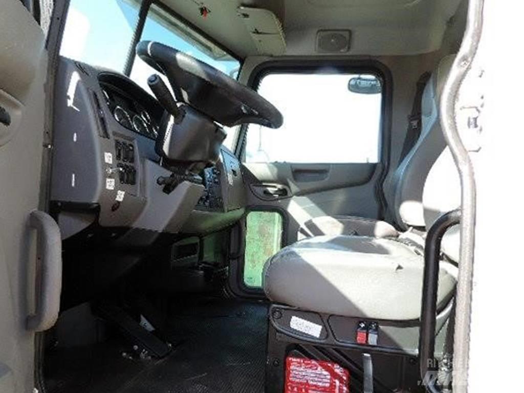 Peterbilt 348 Самоскиди