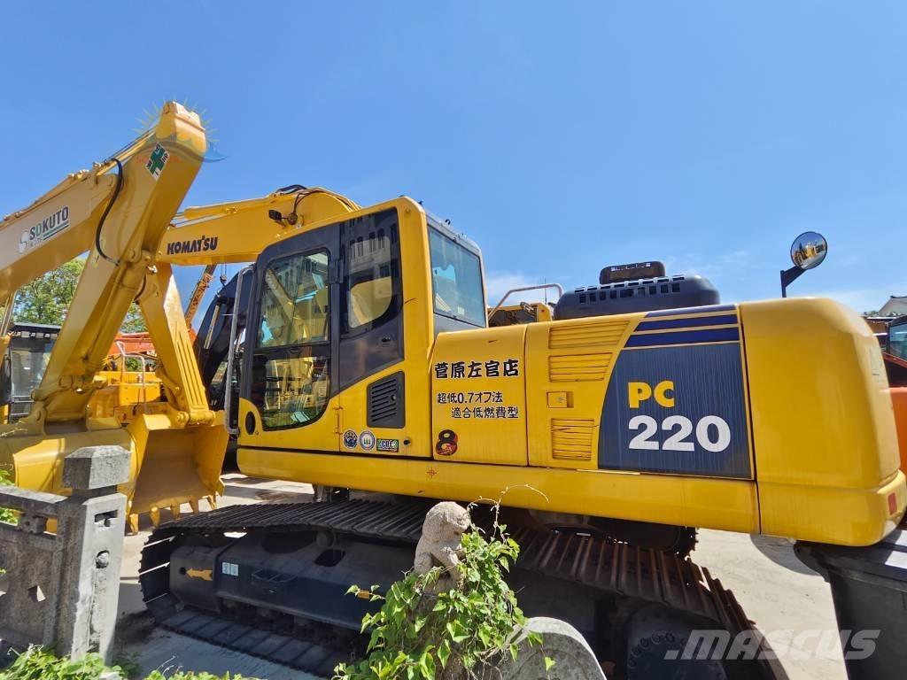 Komatsu PC 220-8 Гусеничні екскаватори