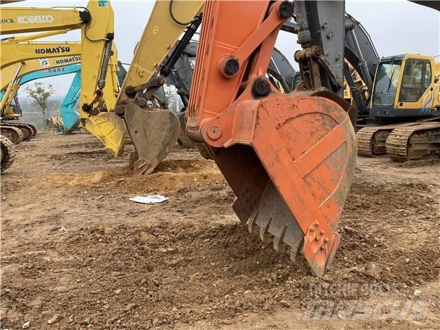 Hitachi ZX 350-3 Гусеничні екскаватори