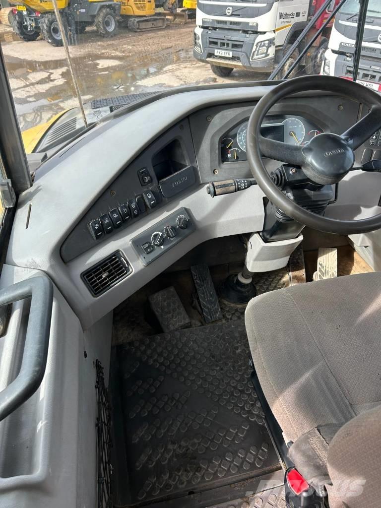 Volvo A 30 G Зчленовані самоскиди