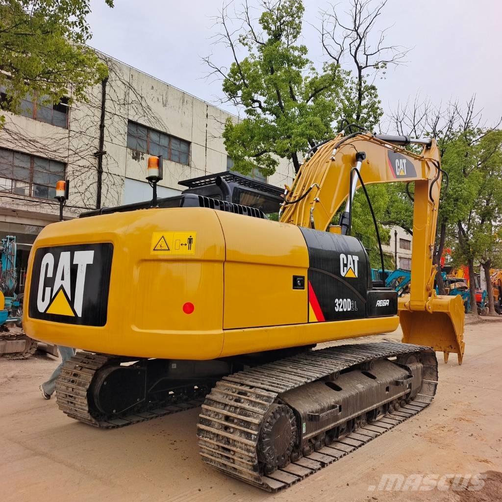 CAT 320 D Гусеничні екскаватори