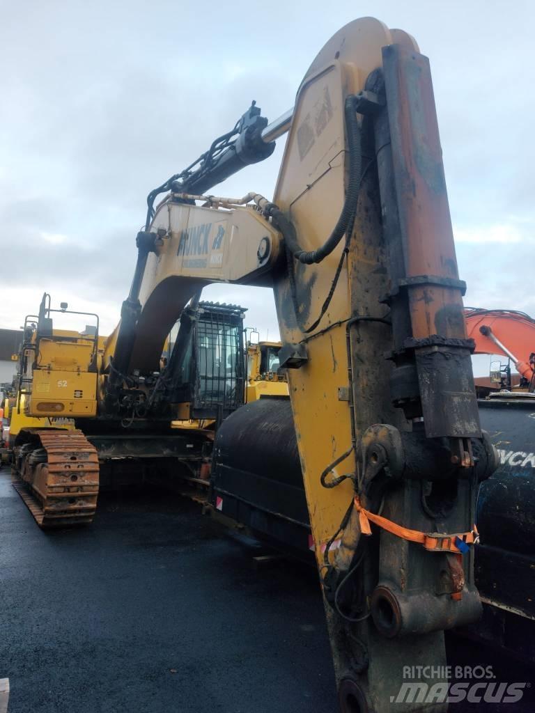 CAT 374 F Гусеничні екскаватори