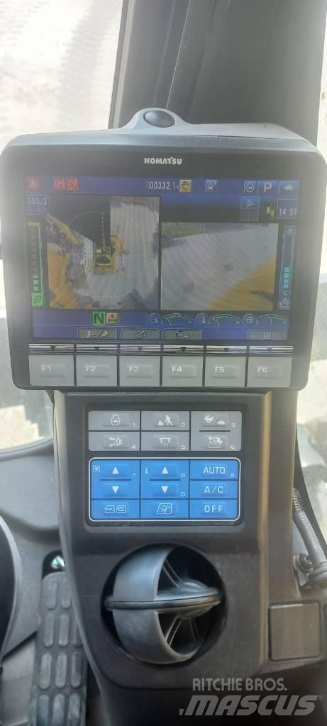 Komatsu PW148-11 Колісні екскаватори