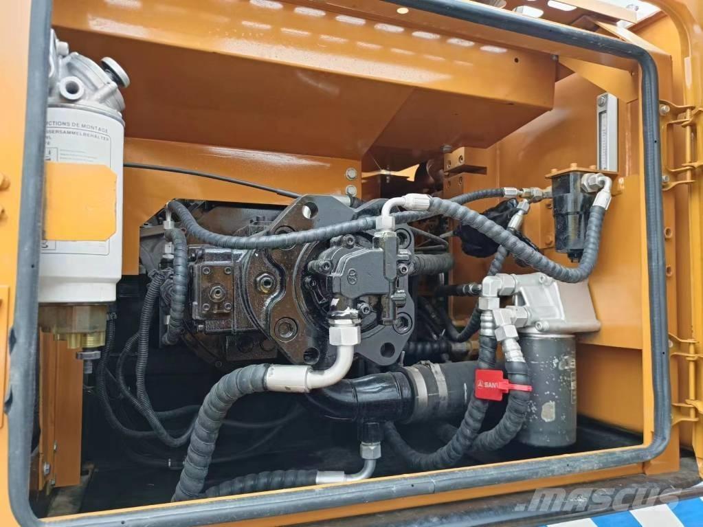 Sany SY 235 C Гусеничні екскаватори