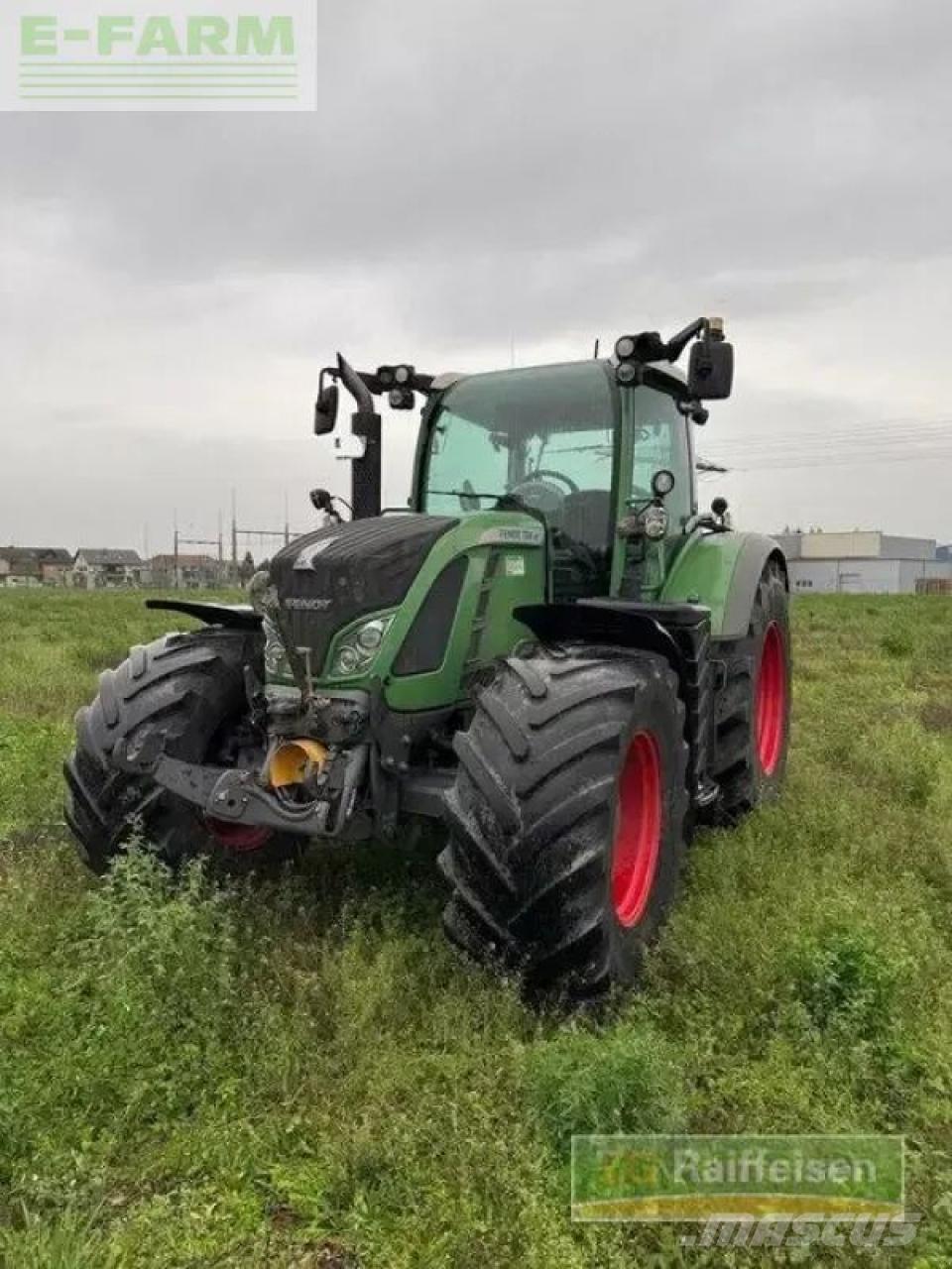 Fendt 724 vario Трактори