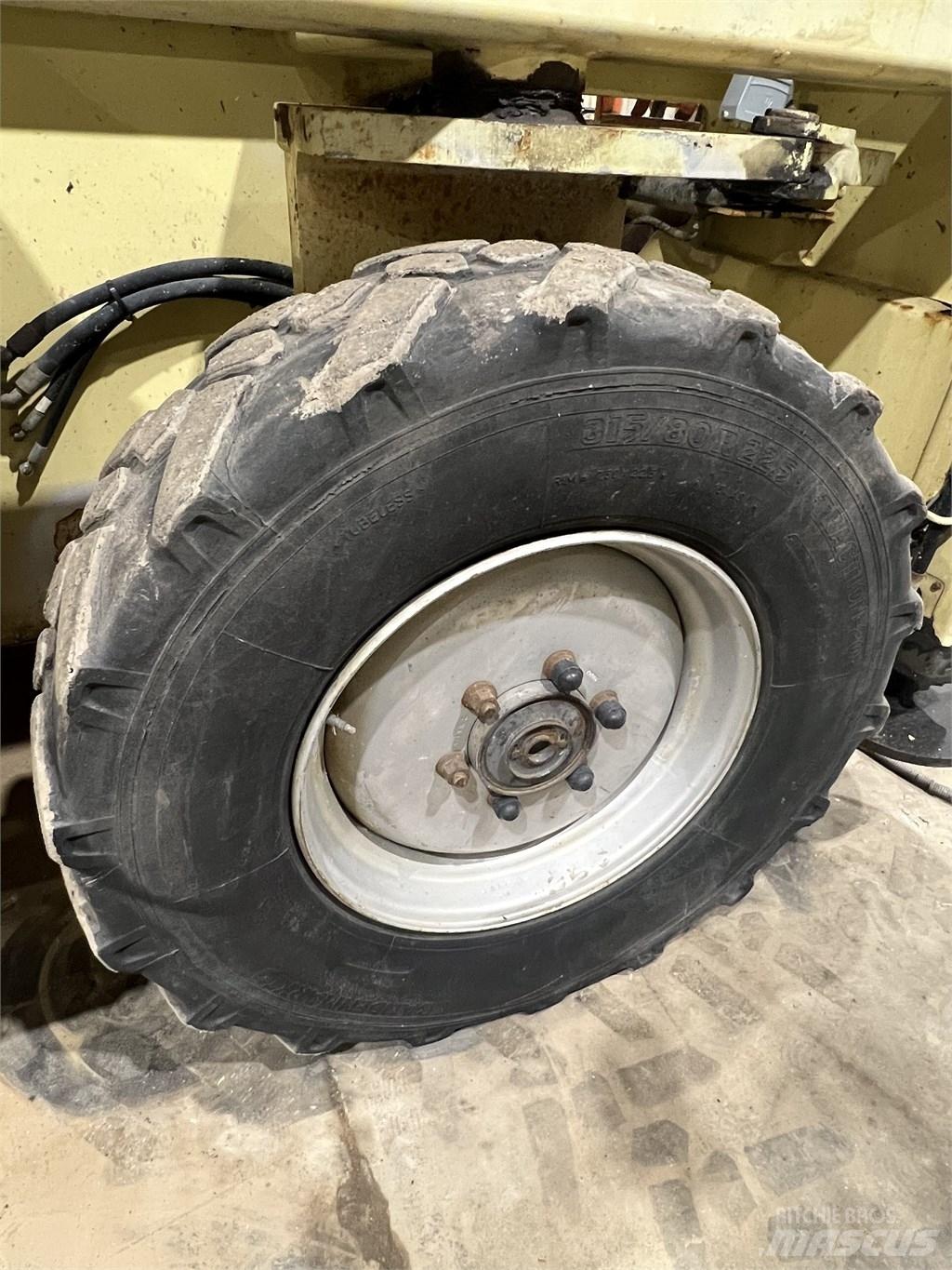 JLG 245-25 Підйомники-ножиці