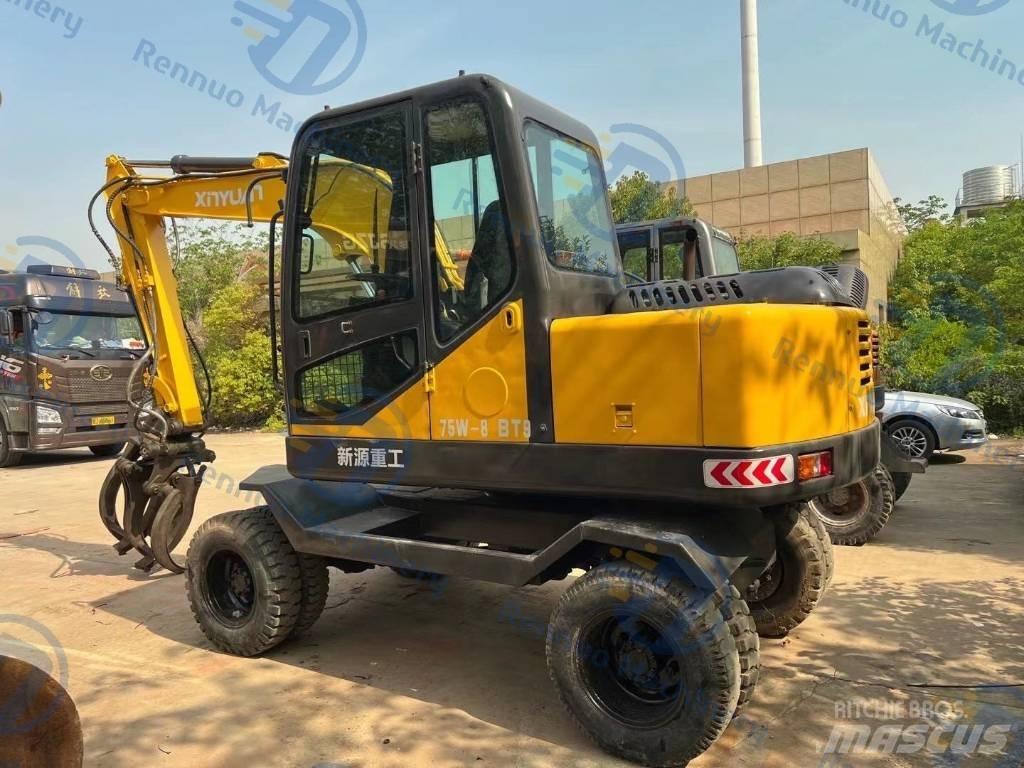 Xinyuan XYB75 Колісні екскаватори