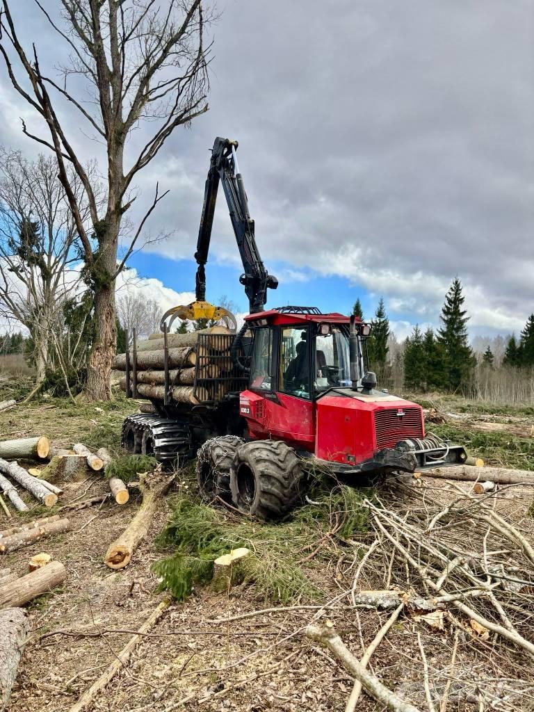Komatsu 830.3 Форвардери
