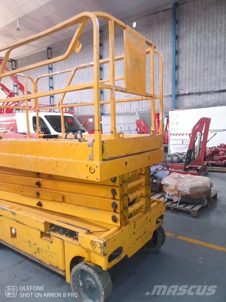 Haulotte Compact 12 Підйомники-ножиці