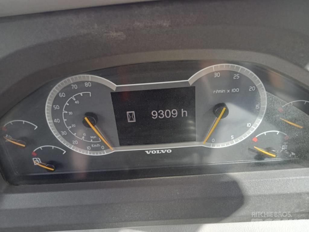 Volvo A 25 G Зчленовані самоскиди