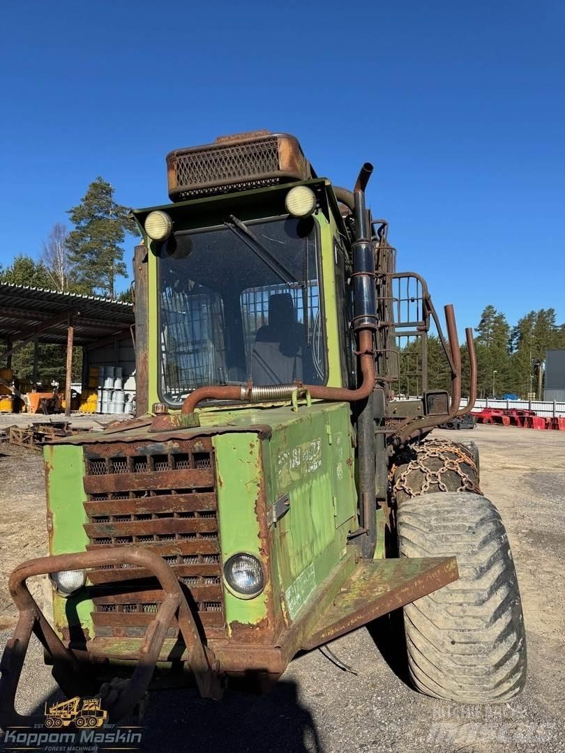 Ösa 578 Форвардери