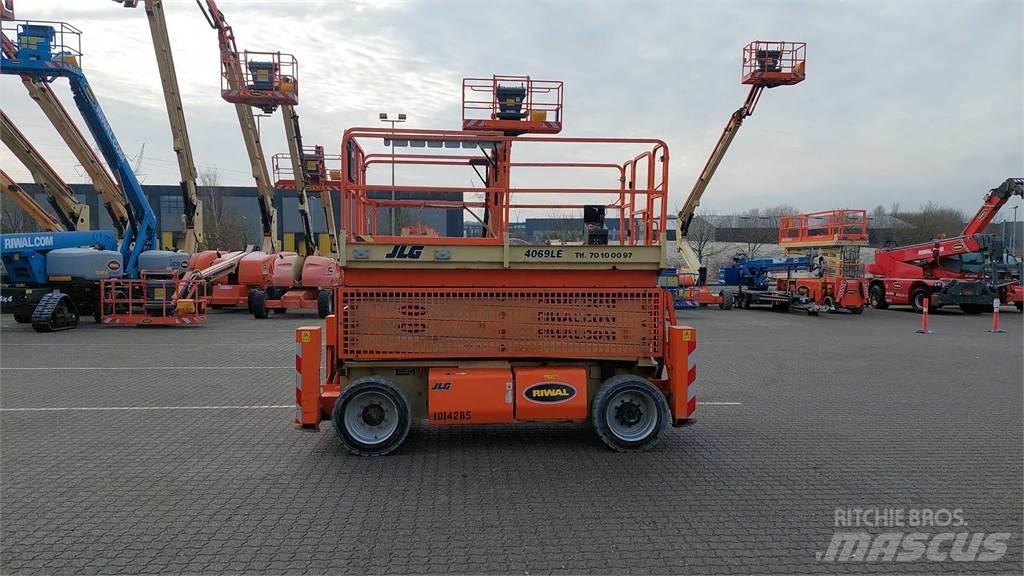 JLG 4069LE Підйомники-ножиці