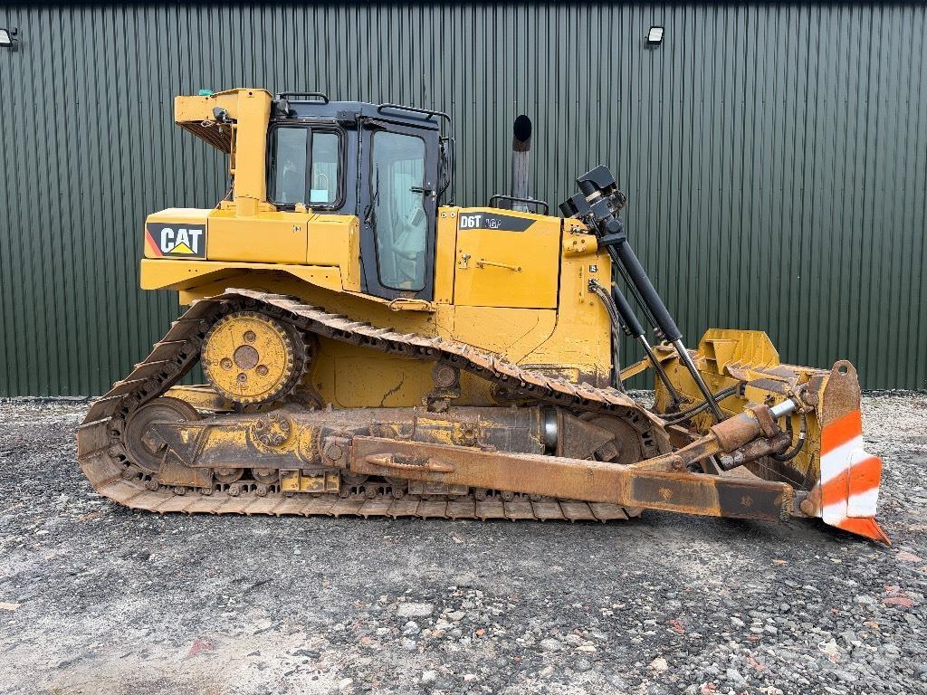 CAT D 6 T LGP Гусеничні бульдозери