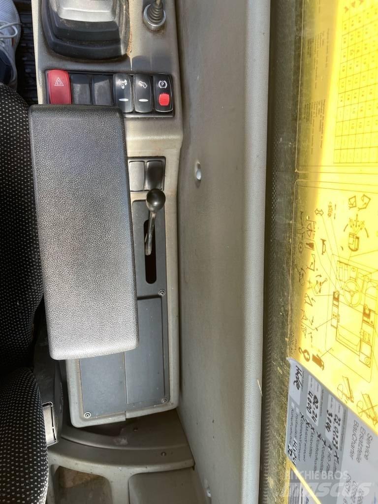 Yanmar B 95 W Колісні екскаватори