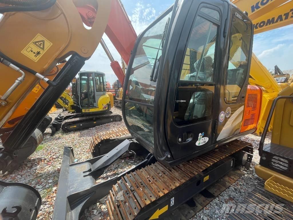 Hitachi ZX 70 Гусеничні екскаватори