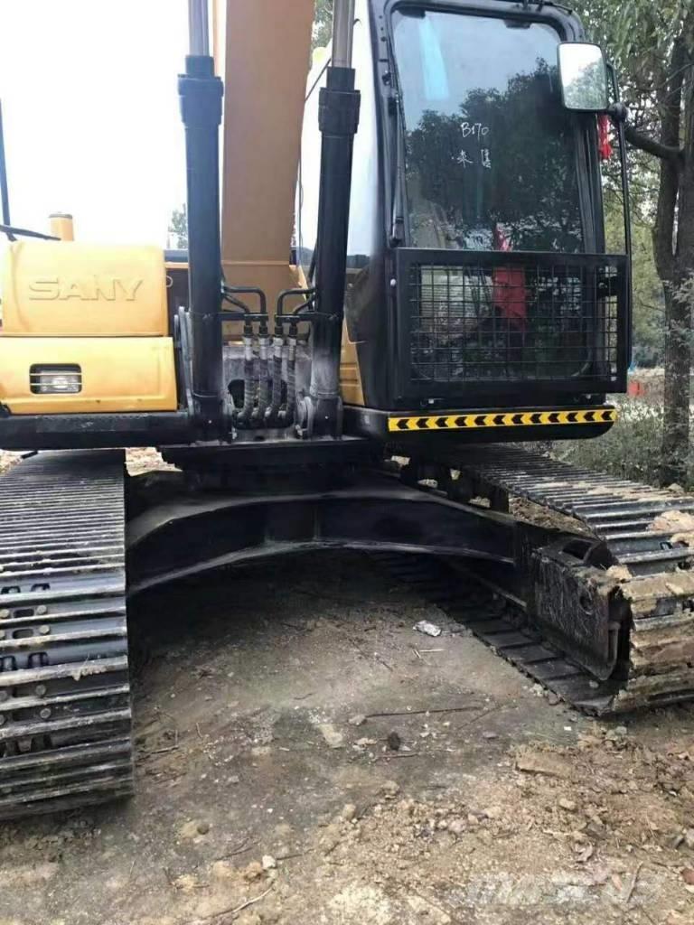 Sany SY 135 C Гусеничні екскаватори