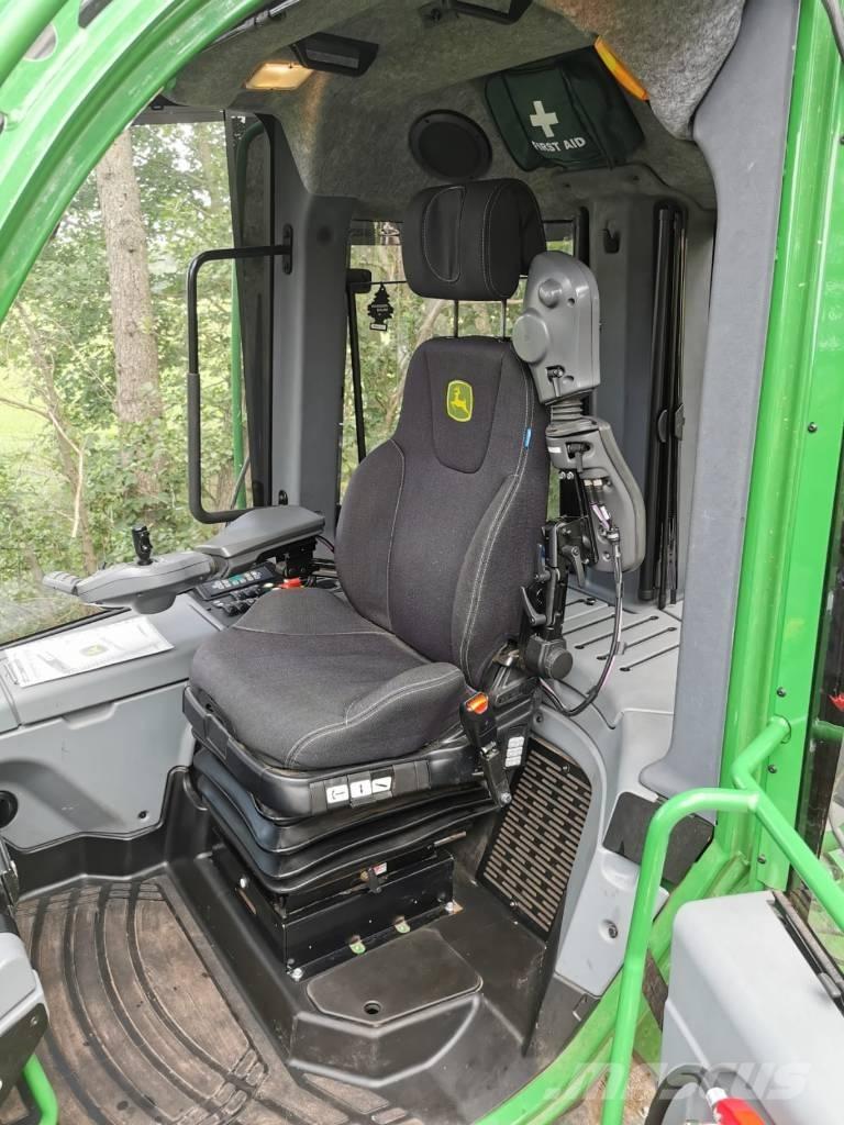 John Deere 1110G Форвардери