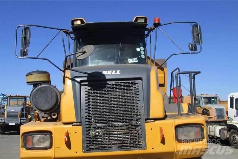 Bell B40D Зчленовані самоскиди