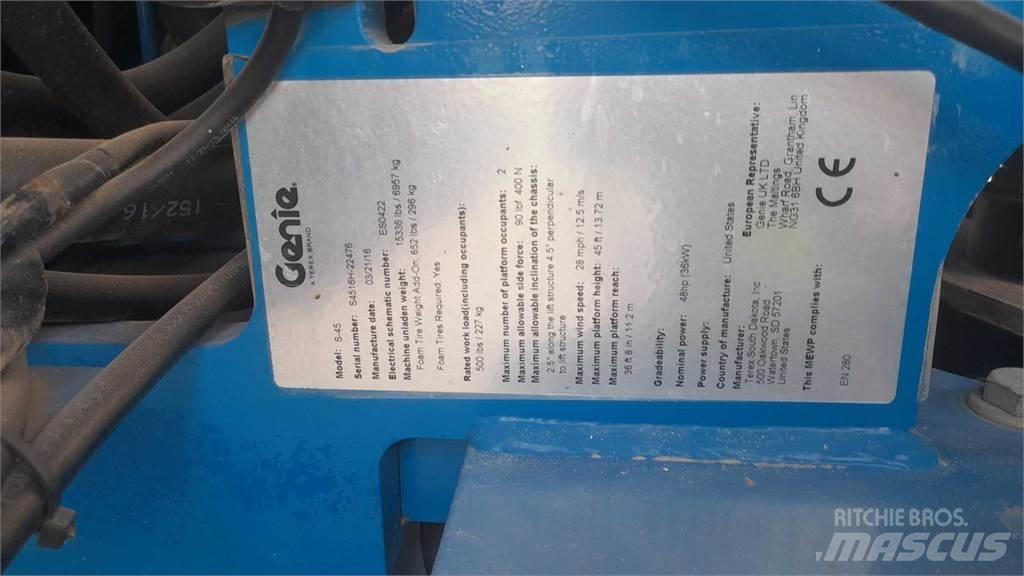 Genie S45 Телескопічні підйомники
