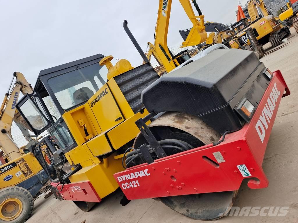 Dynapac CC 421 Котки тротуарні