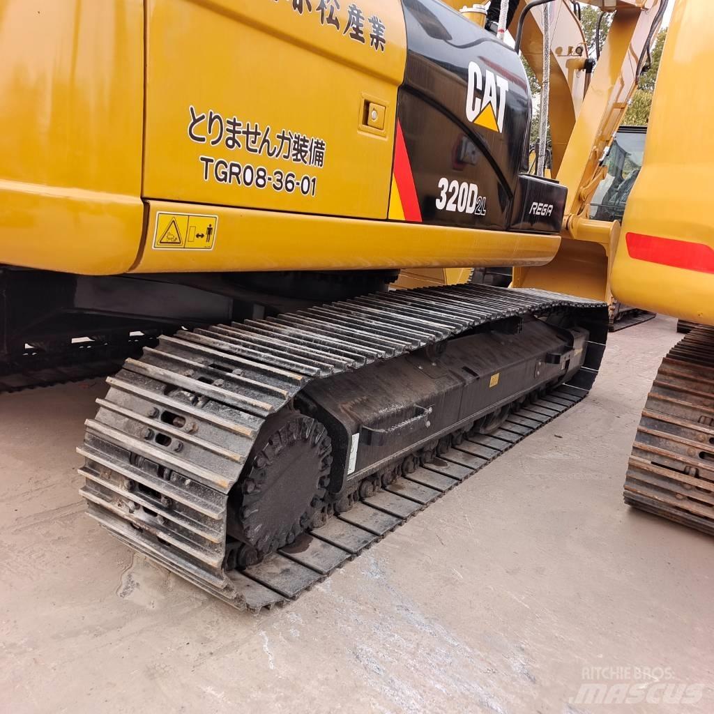 CAT 320DL Гусеничні екскаватори