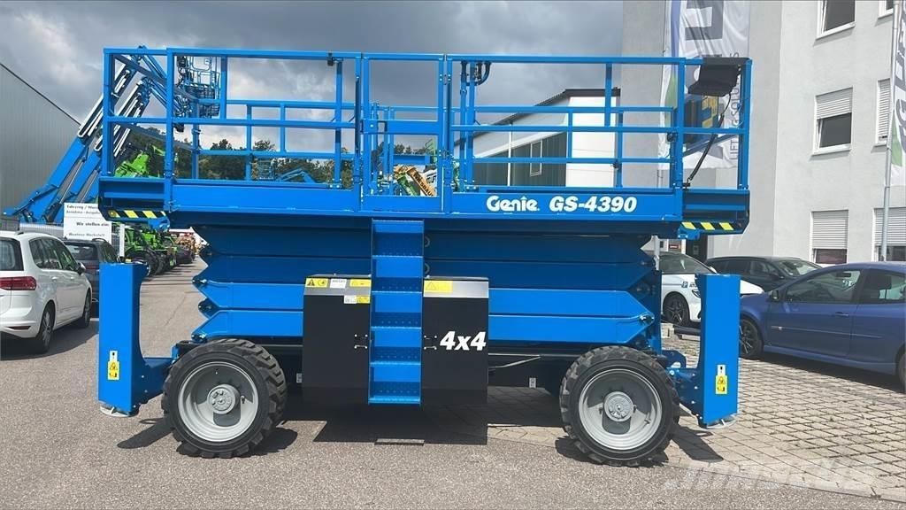 Genie GS-4390RT Підйомники-ножиці