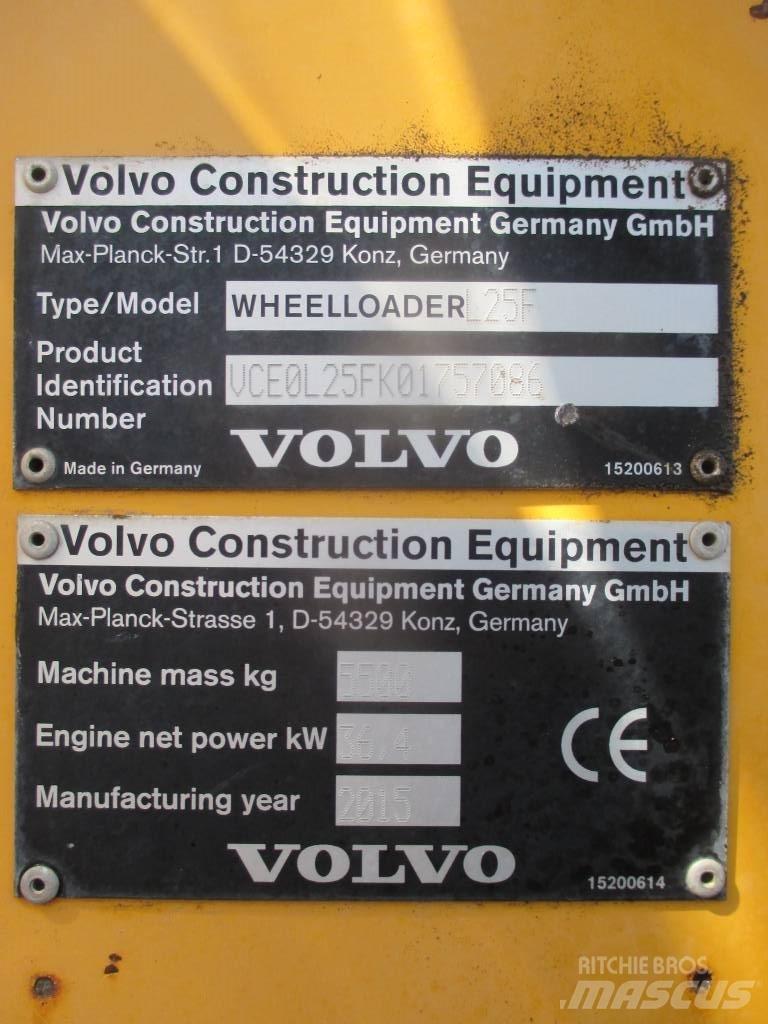 Volvo L 25 F Фронтальні навантажувачі