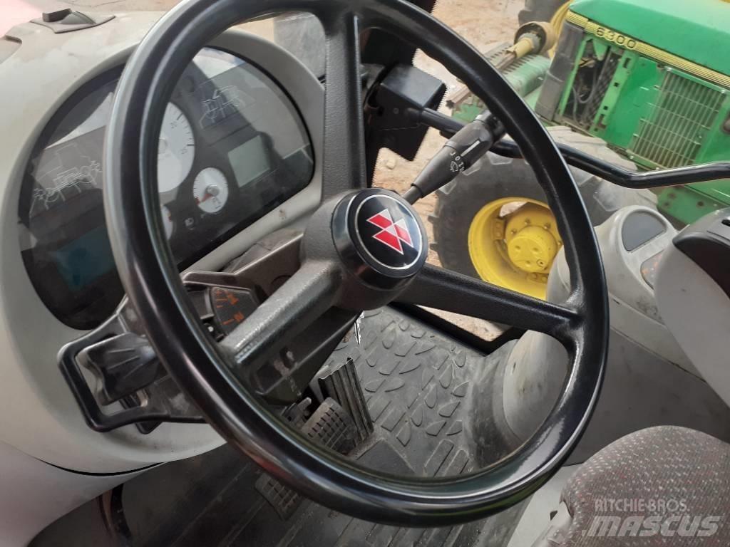 Massey Ferguson 6490 Трактори