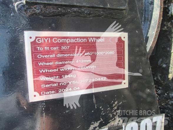  GIYI 11 Шини