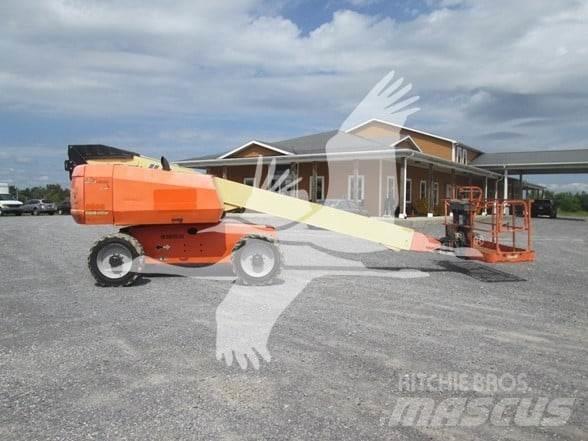 JLG 600S Телескопічні підйомники