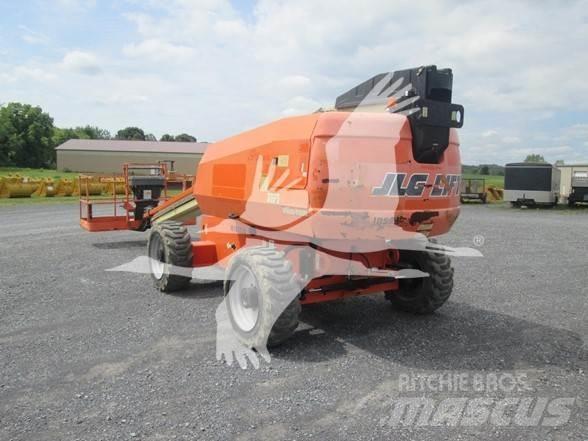 JLG 600S Телескопічні підйомники